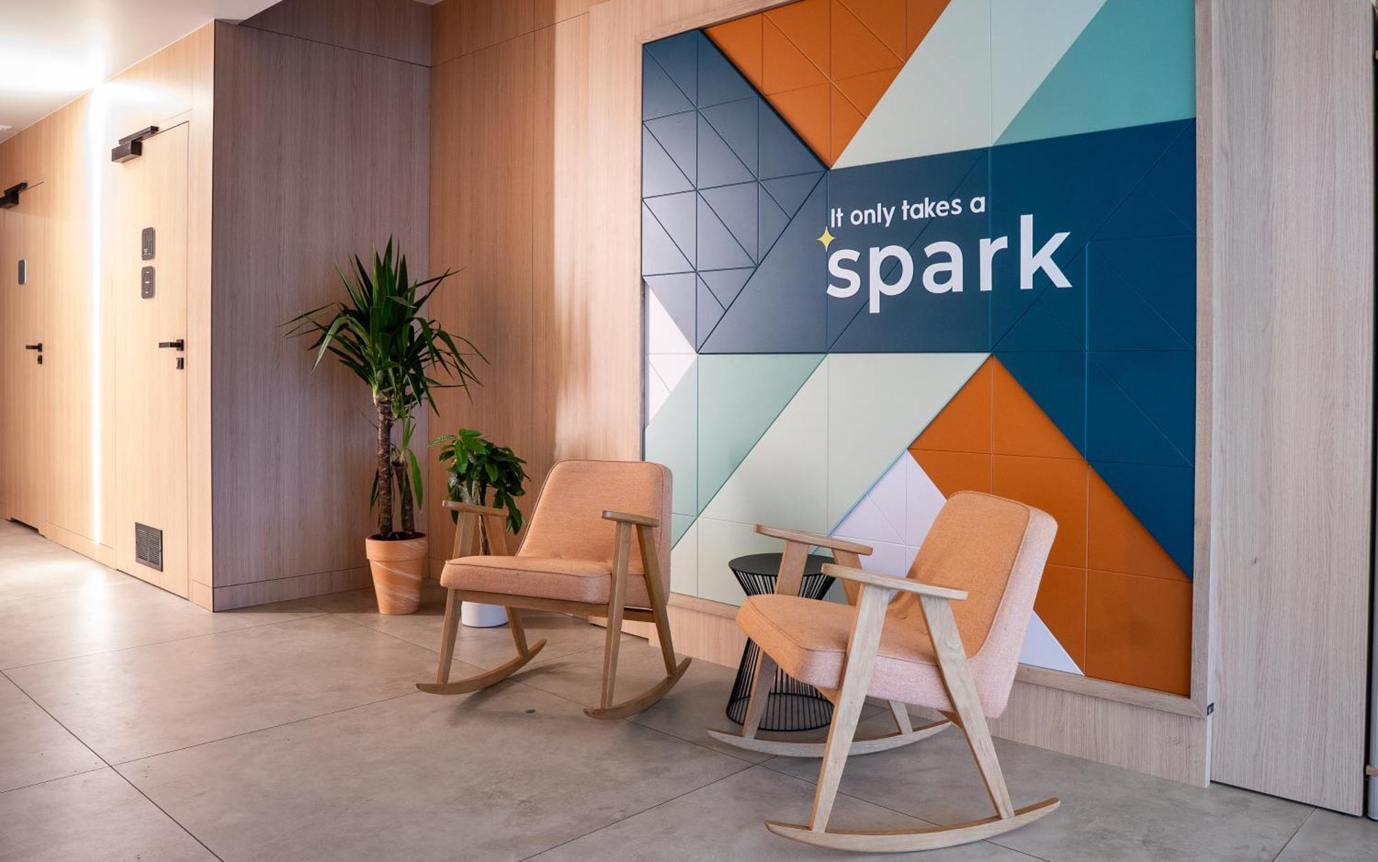 Spark By Hilton Поберово Екстериор снимка