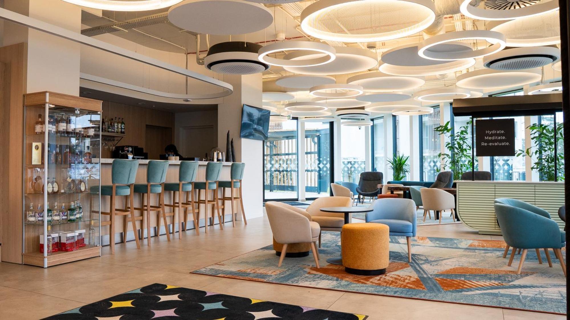 Spark By Hilton Поберово Екстериор снимка